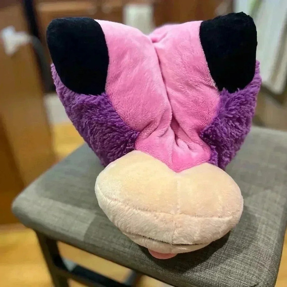 Adorable PILLOW PET - Adorable Purple and Pink Butterfly with Velcro closure. - Picture 15 of 15